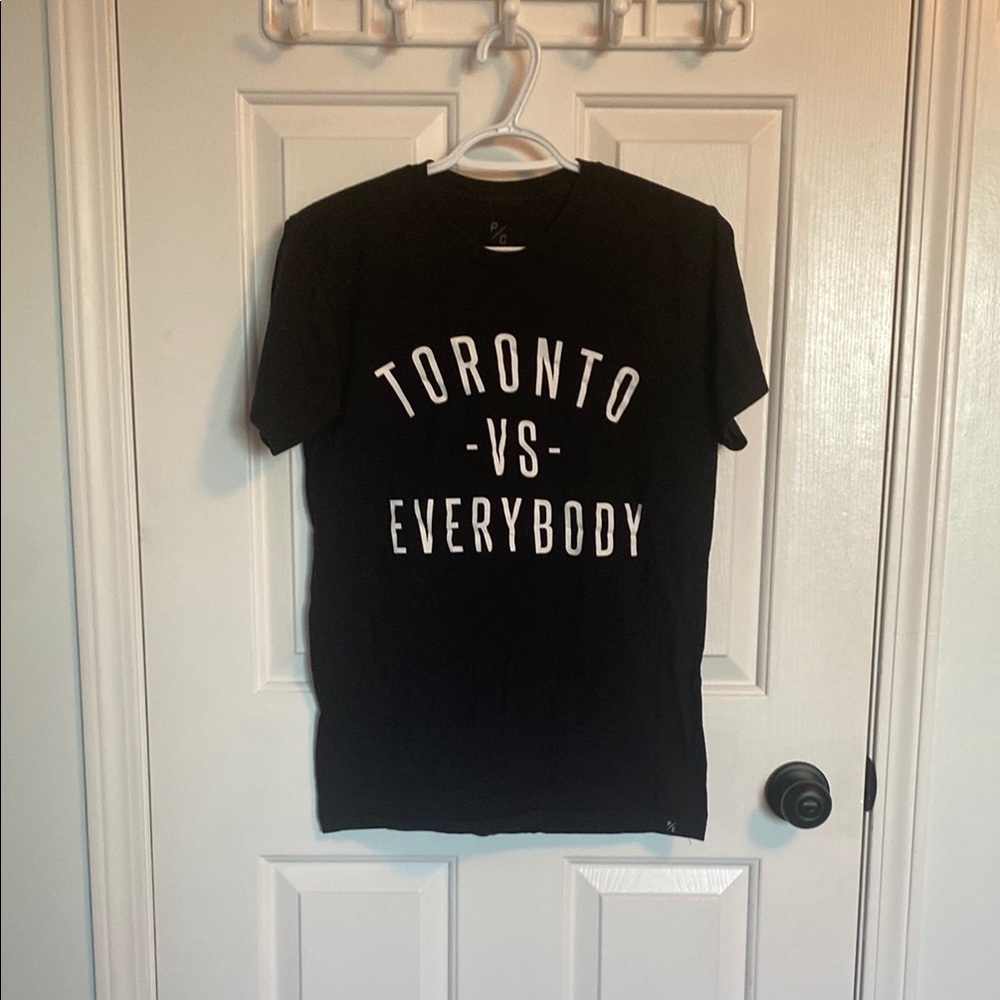 VGUC Peace Collective Toronto vs everybody tshirt black size small